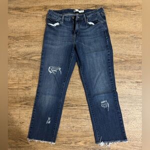Vintage Levi’s distressed skinny jeans